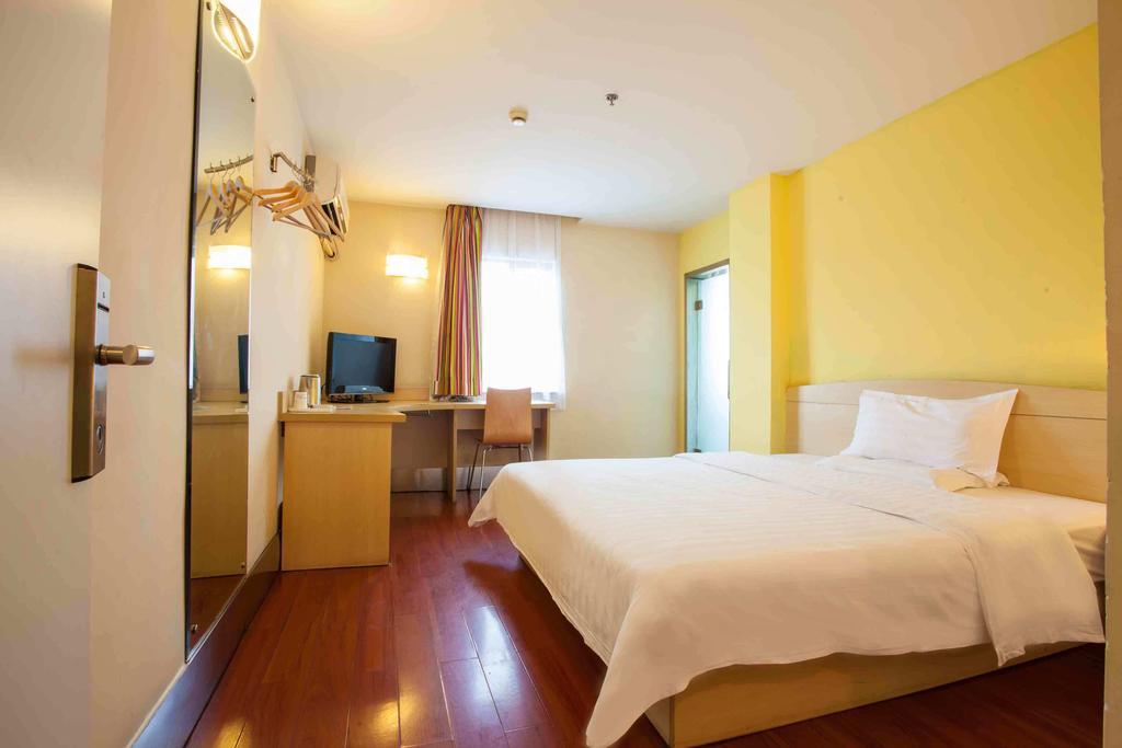7Days Inn Jiangmen Peng Jiang Qiao North Room photo